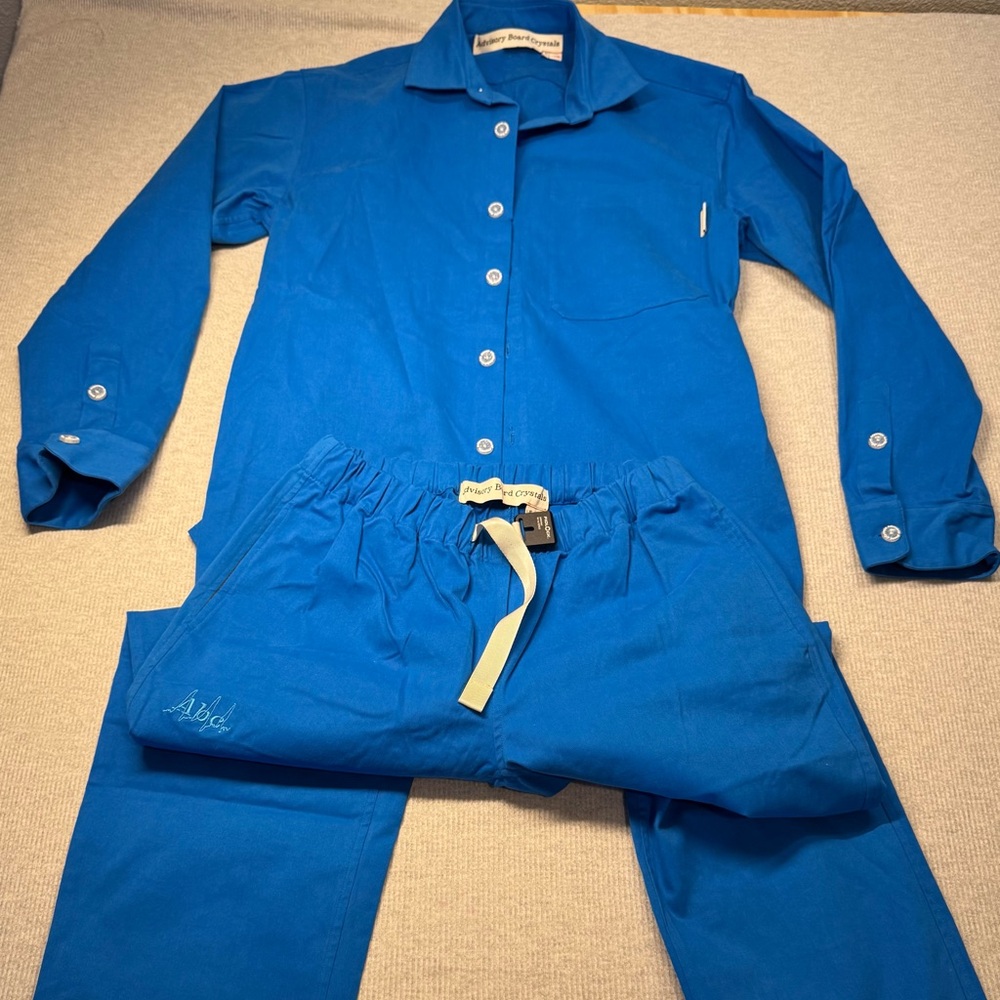 Advisory Board Crystals ABC 123 shirt and pants, blue, size S.